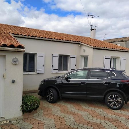 Maison Plain Pied Avec Jardin, Terrasse Et Veranda Cognac Buitenkant foto